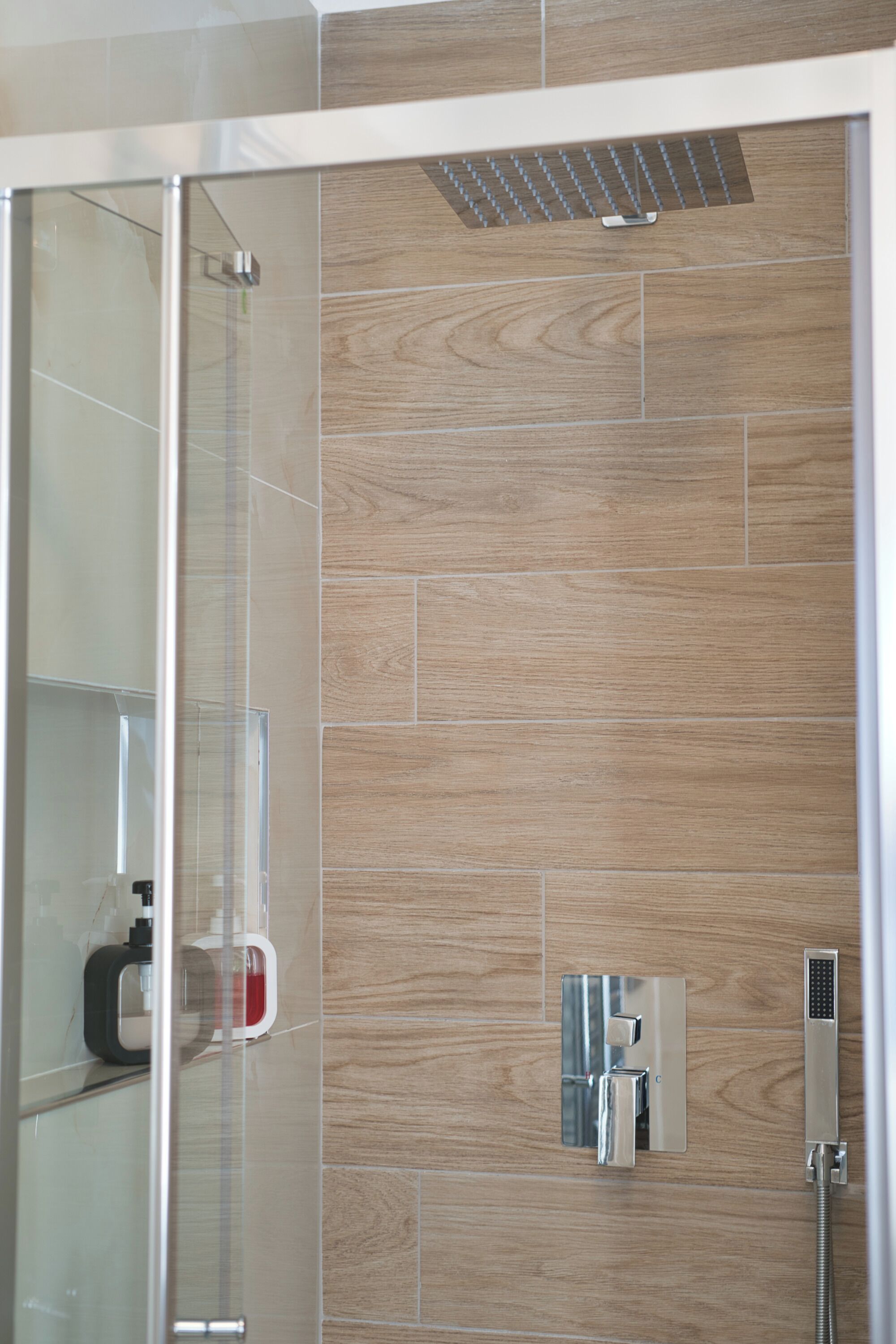 Dusche, Haartrockner, Bidet, Handtücher