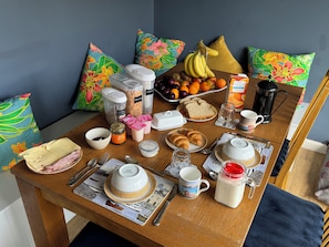 Café da manhã continental grátis todos os dias