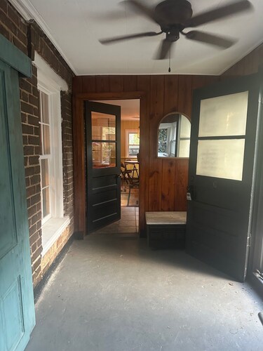 Peaceful 2-bedroom house in charming Trussville