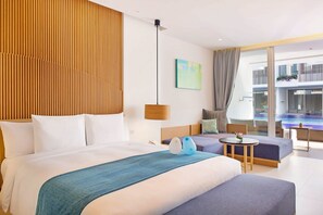 1 bedroom, iron/ironing board, internet, bed sheets