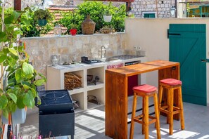 Restauration extérieure