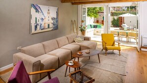 Living area - Villa Zenna - Three Bedroom Villa, Sleeps 6 (Jelsa)
