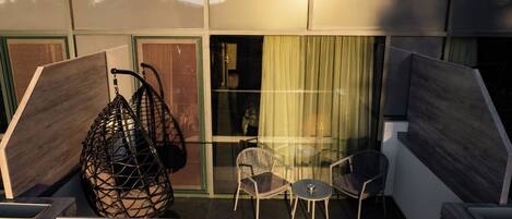 Kahden hengen deluxe-huone (yksi tai kaksi sänkyä), vuoristonäköala | Ulkoalueet