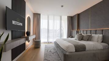 2 Schlafzimmer, Schreibtisch, Bügeleisen/Bügelbrett, WLAN