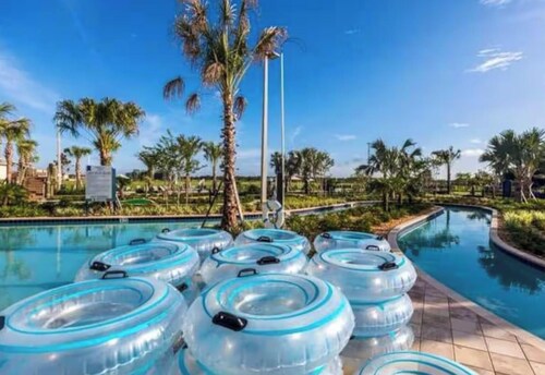 3-bedroom condo in wonderful Kissimmee with fitness room, AC