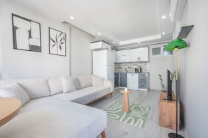 Blackout curtains, soundproofing, iron/ironing board, free WiFi