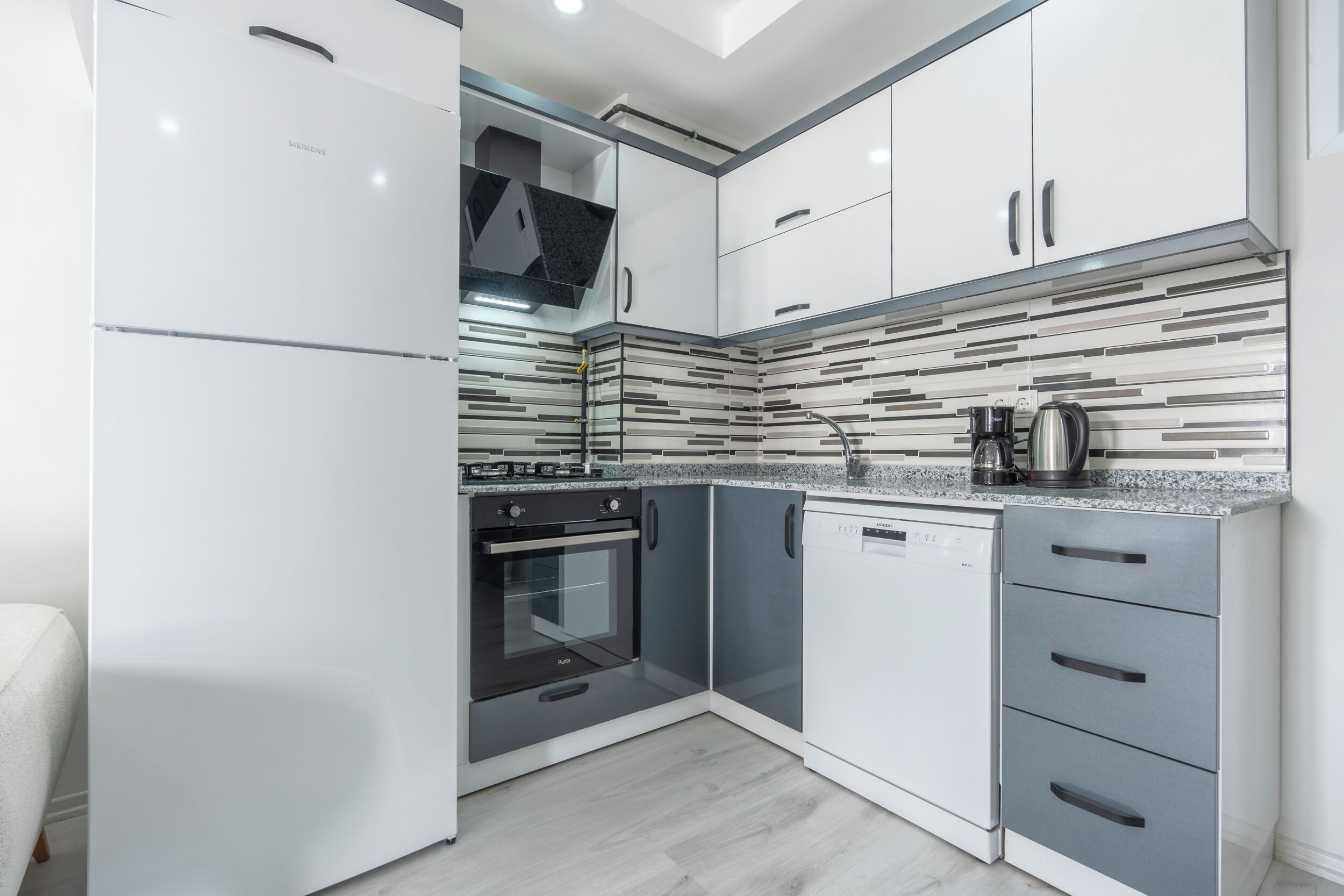 Appart'hôtel Familial, 2 chambres, non-fumeur, balcon | Cuisine privée