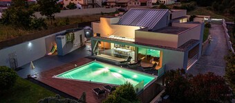 Villa Les Escapades luxo & pool