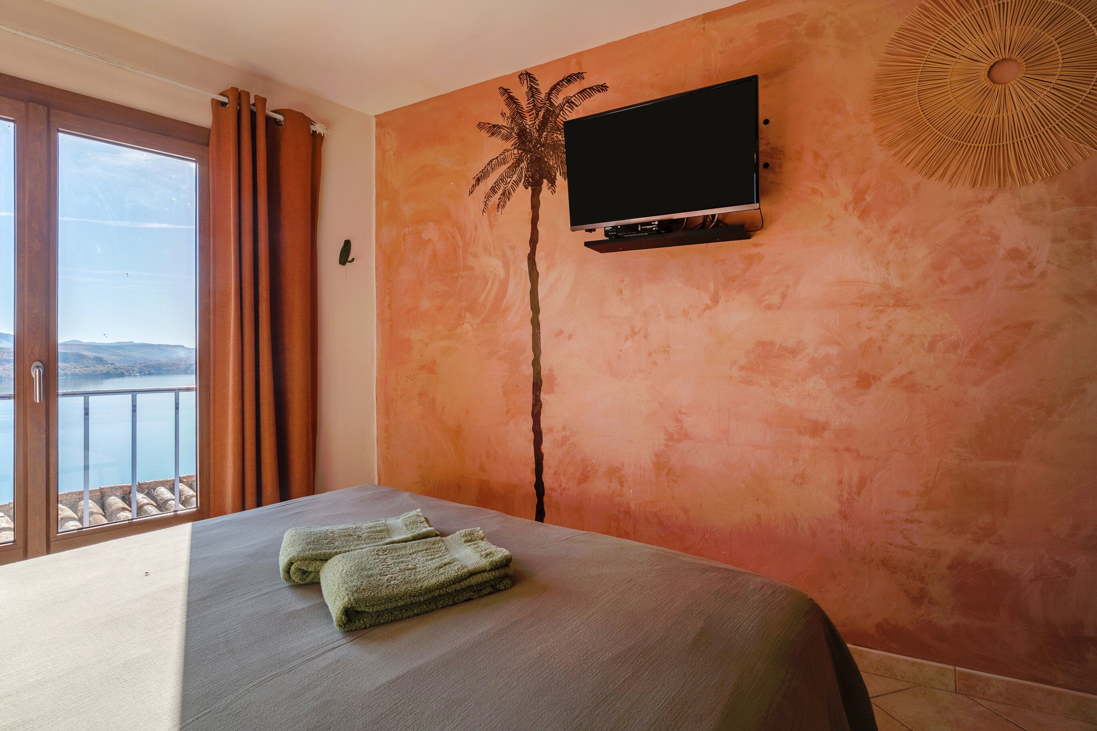 2 habitaciones, wifi y ropa de cama 