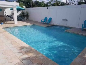 Outdoor pool - Casa Dos Palmas-House with Solar System and just 8 Min from the Airport. (San Juan)