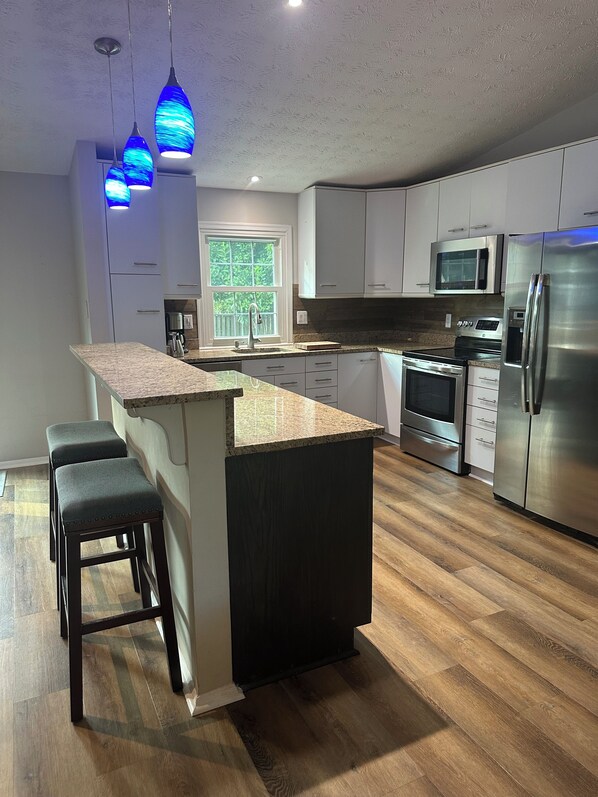 Microwave, oven, stovetop, dishwasher