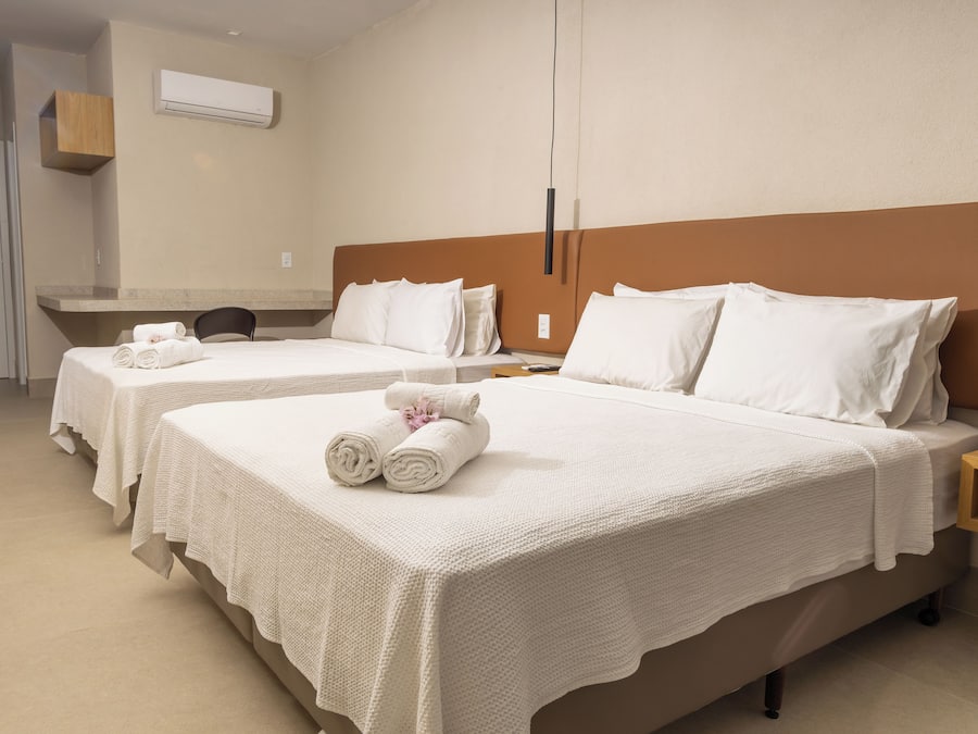 Family Suite | Desk, free WiFi