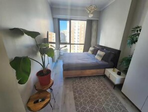 3 soverom, strykejern/-brett, wi-fi og sengetøy