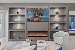 Interior - Luxury 6BR Near Universal, Pool, Spa & Game Room (Orlando)