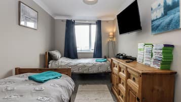 4 bedrooms, individually decorated, individually furnished, free WiFi