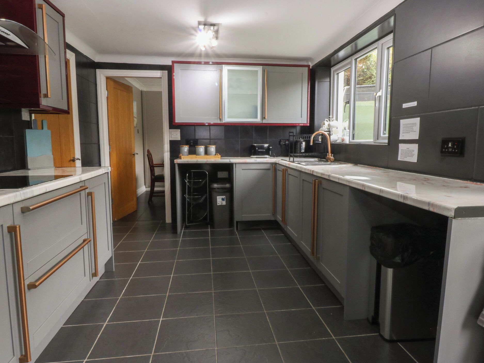 Cookware/dishes/utensils