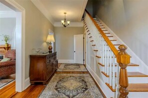 Interior - Fully beautifully restored ventage home next to the Historic Clock Tower in Rome (Rome)
