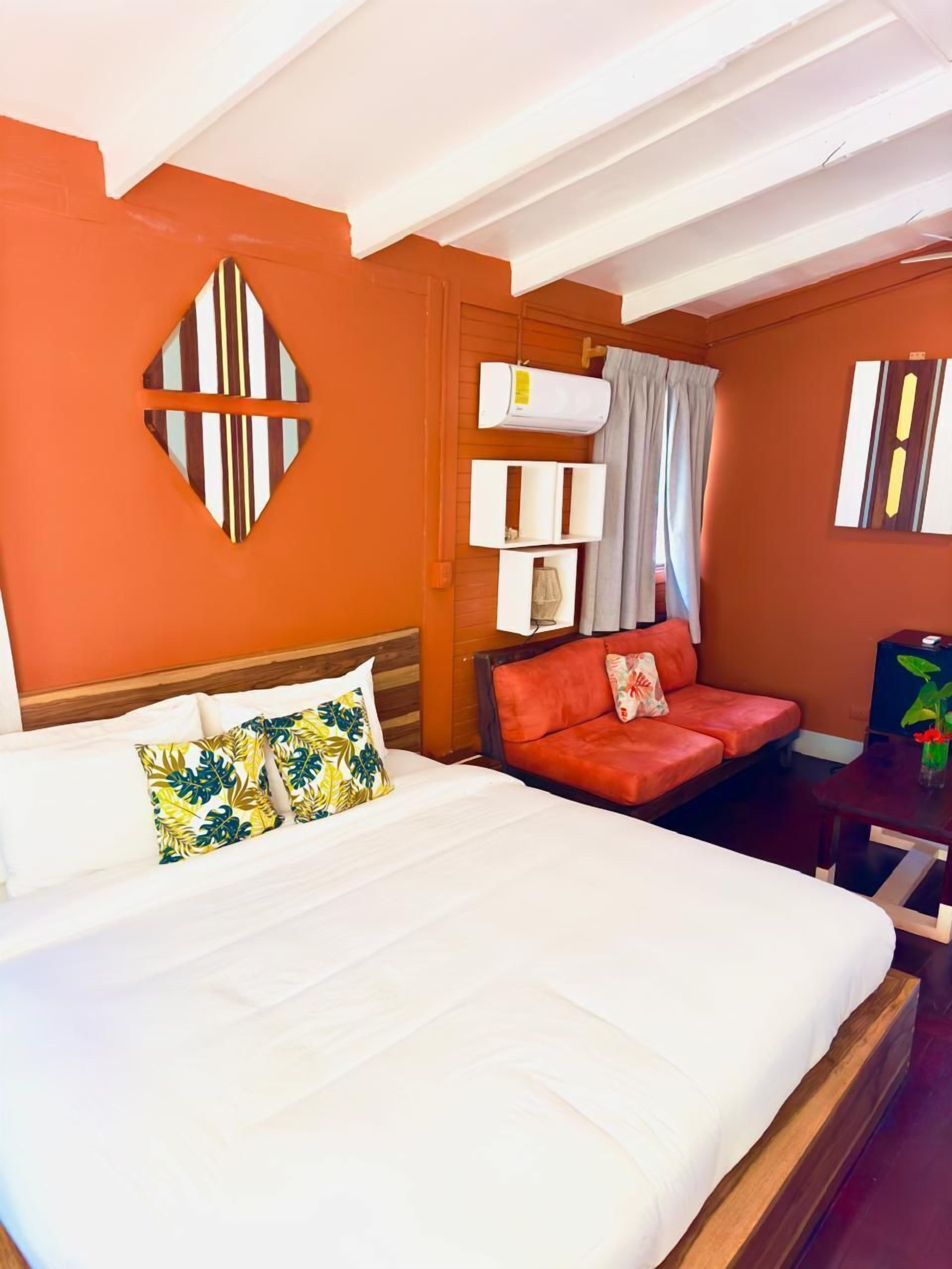 Superior Suite | Free WiFi, bed sheets