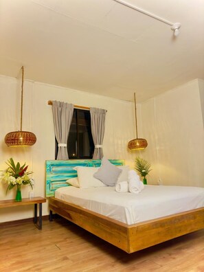 Free WiFi, bed sheets - Agapi (Cahuita)
