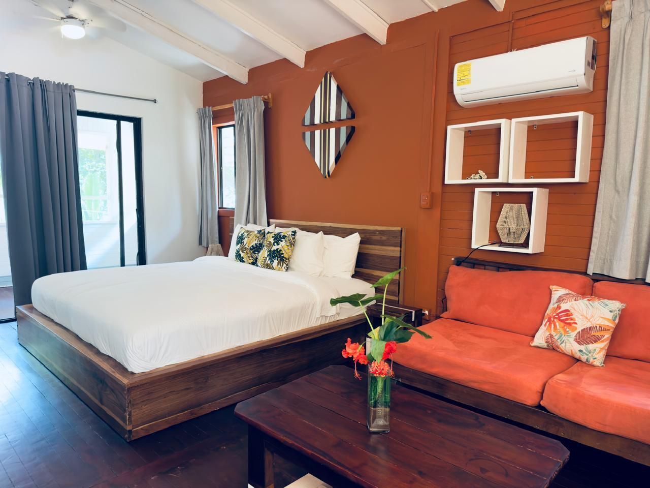 Wifi gratis y ropa de cama 