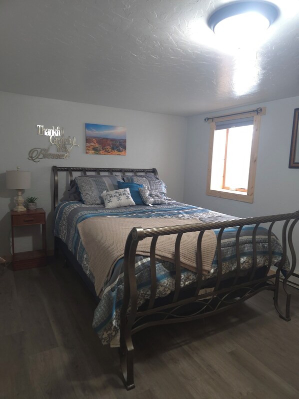 2 Schlafzimmer, Bügeleisen/Bügelbrett, kostenloses WLAN, Bettwäsche