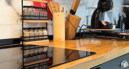 Queluz Maison a Cosy Apartment with a Jacuzzi/ hot tub