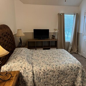 3 soverom, strykejern/-brett, wi-fi og sengetøy