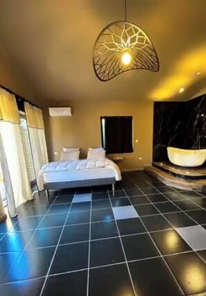 4 chambres, fer et planche à repasser, Wi-Fi, draps fournis