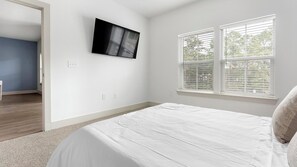 Schreibtisch, Bügeleisen/Bügelbrett, WLAN, Bettwäsche