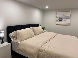 2 chambres, fer et planche à repasser, Wi-Fi, literie fournie