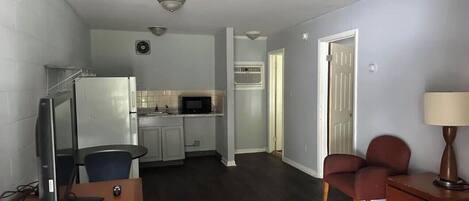 40-inch TV with cable channels