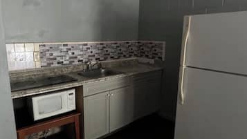 Fridge, microwave, stovetop