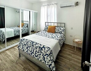 1 bedroom, free WiFi, bed sheets