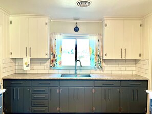 Mikrobølgeovn, ovn, kogeplade