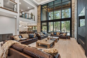 Living area - 10 bedroom 12 bath Mega Estate on 1 acre with 25 foot ceilings (South Lake Tahoe)
