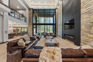 Living area - 10 bedroom 12 bath Mega Estate on 1 acre with 25 foot ceilings (South Lake Tahoe)