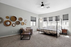 5 bedrooms, WiFi, bed sheets