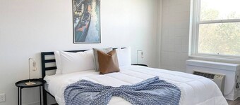 Sleepover | Charming 1BD/1BA + Gym - Cincinnati