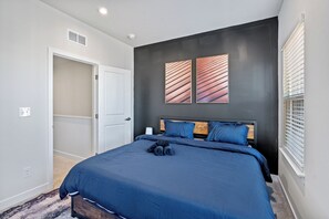 Townhome | Free WiFi