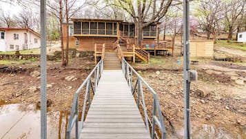 Enceinte de lâhĂ©bergement