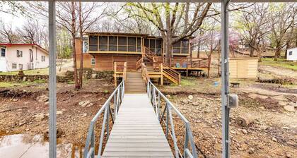 Peaceful LakeFront home with dock and screened in Porch