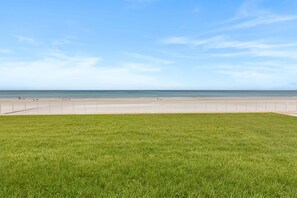 Beach nearby - Errol By The Sea 126 (New Smyrna Beach)