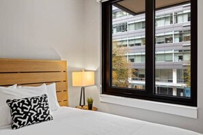 2 chambres, fer et planche à repasser, Wi-Fi gratuit, draps fournis