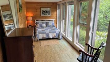 3 slaapkamers, een bureau, reisbedje, gratis wifi