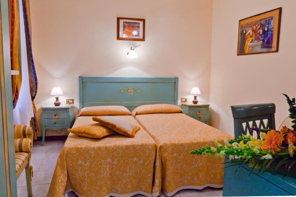 Twin Room | Free WiFi