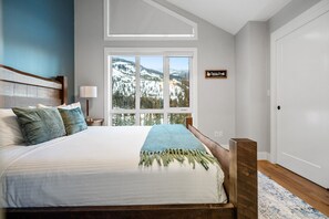 4 Schlafzimmer, Schreibtisch, WLAN, Bettwäsche