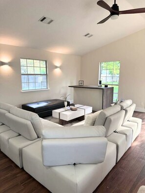 Interior - Spacious Cedar Park Retreat - Backyard Oasis (Cedar Park)