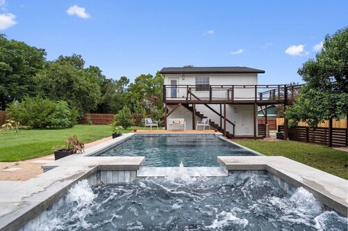 Luxury Villa Retreat, Pool, Hot tub & Fun