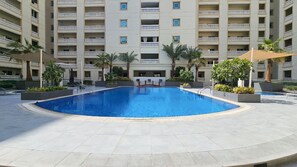 1 bedroom, Internet - JVC 1 bed Sleeps 4 With Swimming Pool (Dubai)