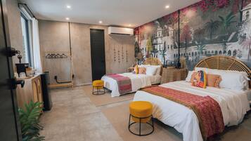 Amara | In-room safe, iron/ironing board, free WiFi